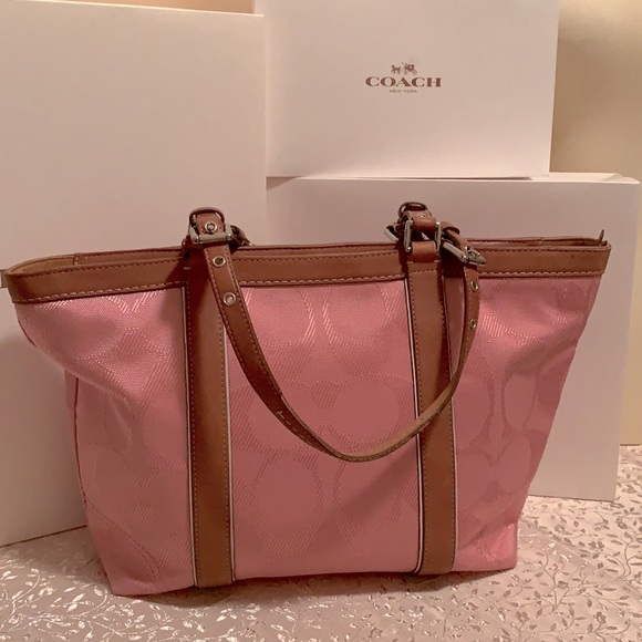 Coach Bags Coach Signature Pink Gallery Bag No A920f3560 Poshmark